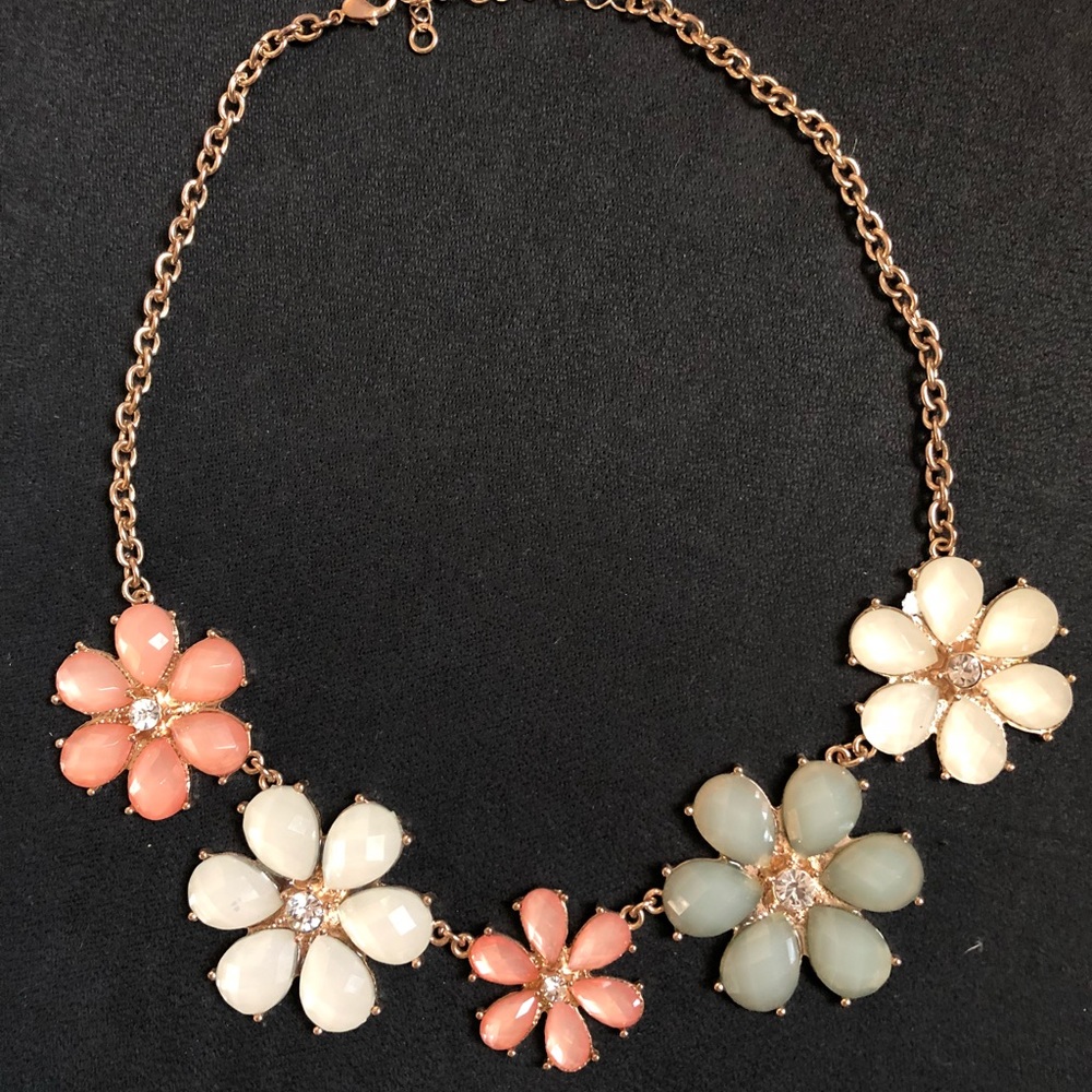 Pastel floral necklace